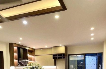 Bán nhà phố Hồng Tiến 90m2, 6 tầng, mặt tiền 5.4m, 27 tỷ Long Biên.